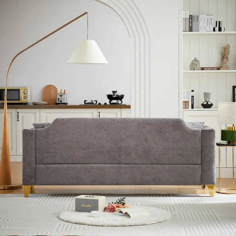 Divano in ciniglia stile Mid-Century con trapuntatura a bottoni e gambe in metallo dorato