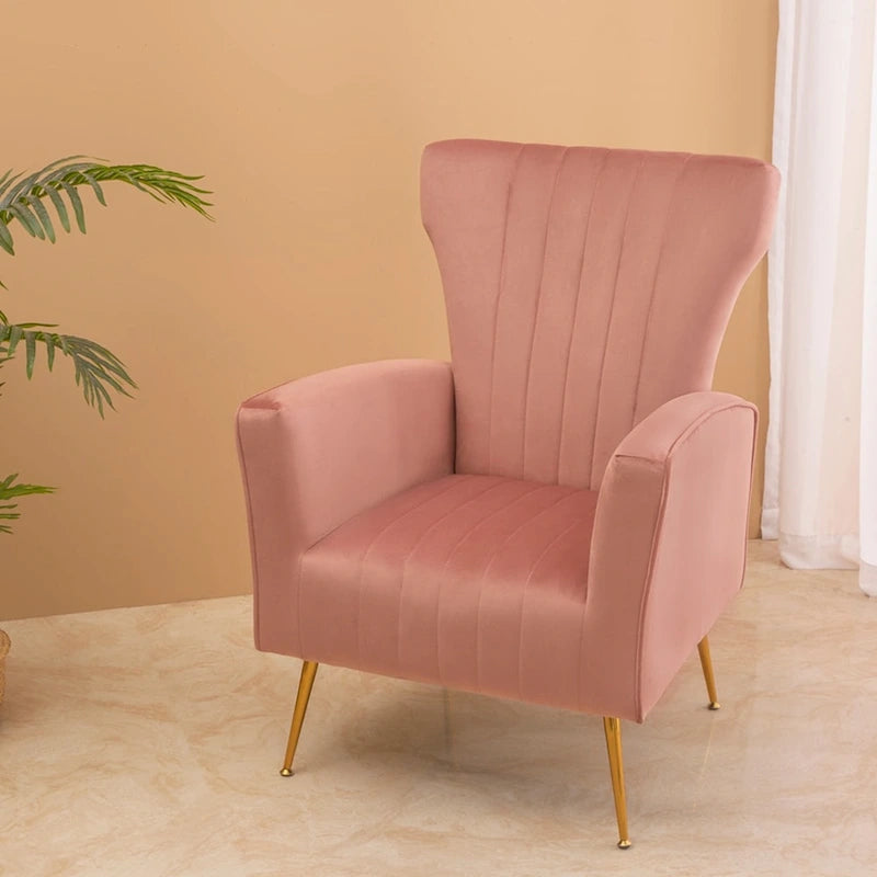 Sillón decorativo de terciopelo con respaldo alto y patas de metal dorado