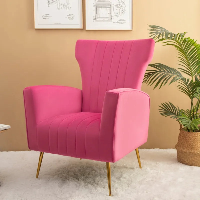 Sillón decorativo de terciopelo con respaldo alto y patas de metal dorado