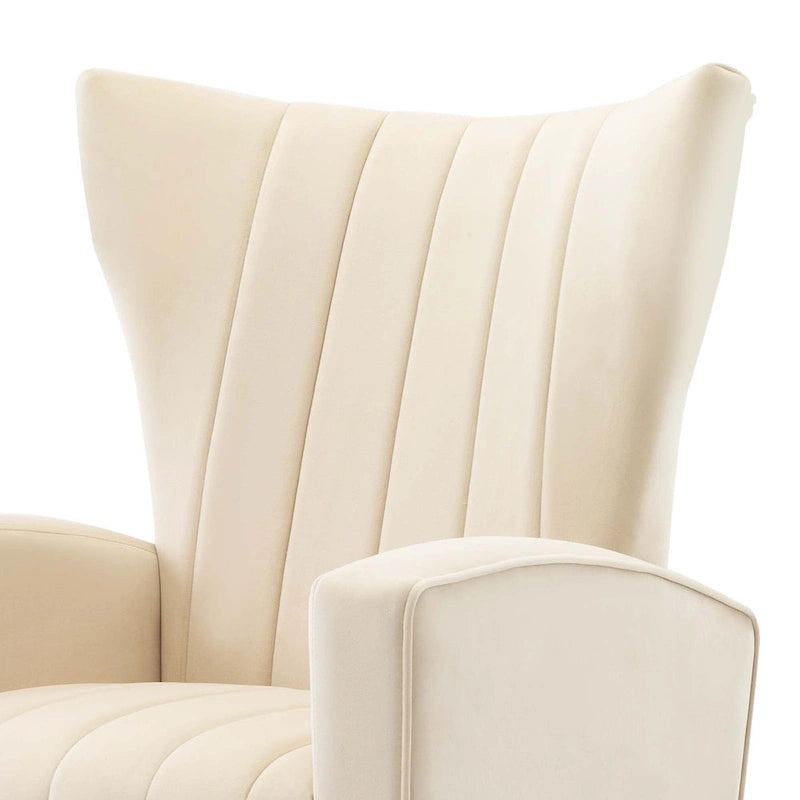 Sillón decorativo de terciopelo con respaldo alto y patas de metal dorado