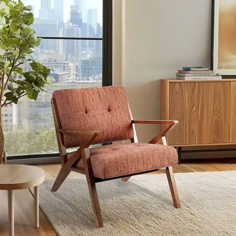Gepolsterter Mid-Century-Modern-Sessel mit angewinkelten Holzarmlehnen