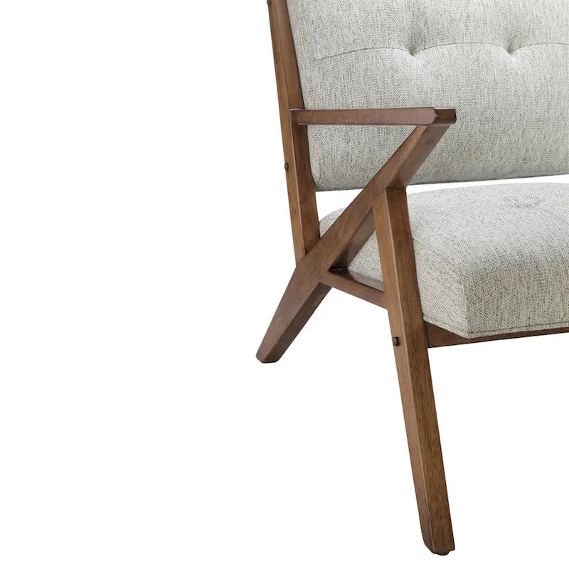 Gepolsterter Mid-Century-Modern-Sessel mit angewinkelten Holzarmlehnen