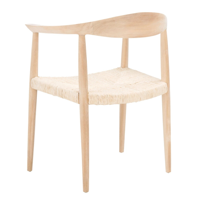 Sillón decorativo de ratán trenzado con estructura de madera de mediados de siglo