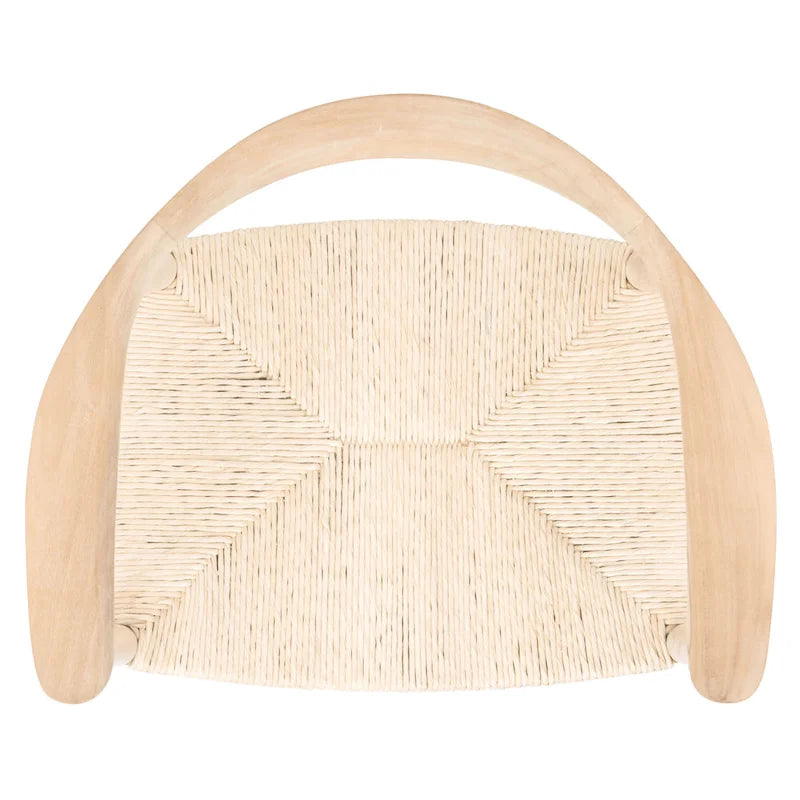 Sillón decorativo de ratán trenzado con estructura de madera de mediados de siglo